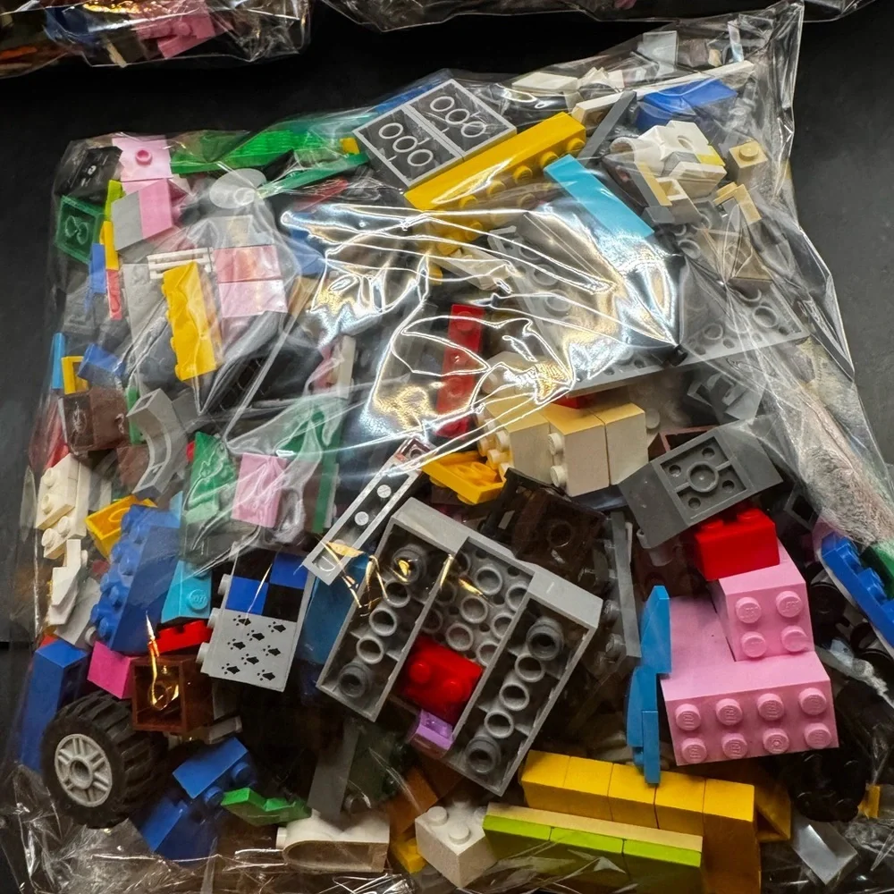 LEGO Bulk Lot of 2 Pounds Bricks Parts and Pieces Genuine 2 Lbs Grab Bag - Picture 7 of 11